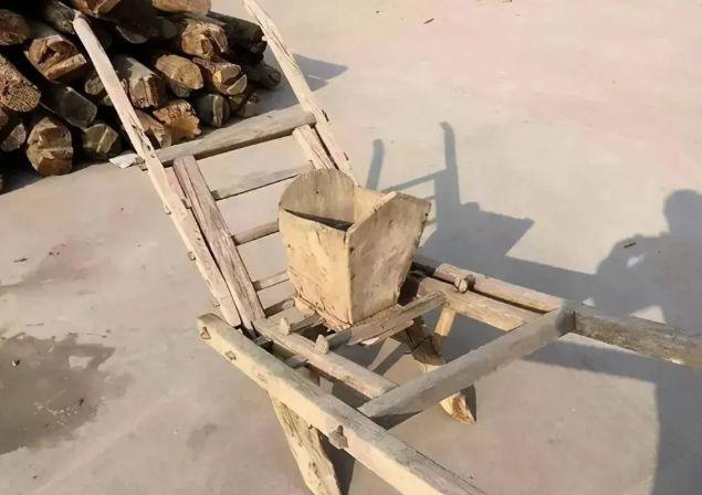 5种用了上千年的老农具,它们正在消失,你能认出几种?