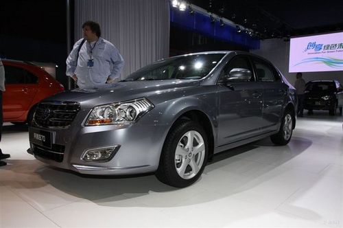 【奔腾b70汽车图片