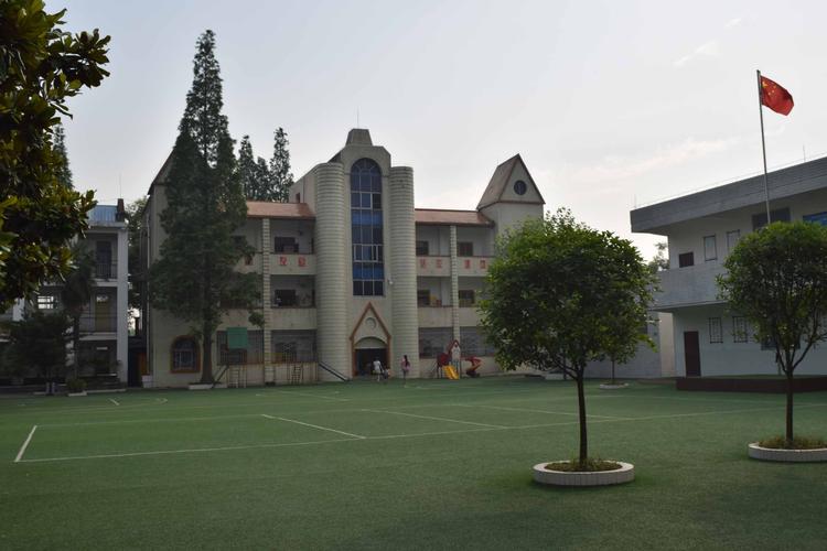 金堂县赵镇第四小学