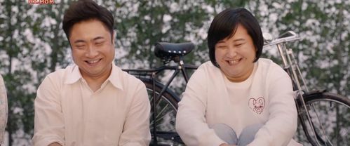 原创贾玲乔杉撞脸,反正一家三口小斐最美!网友:值得二刷