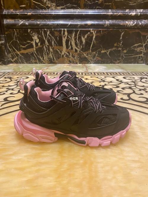 巴黎世家运动鞋track 黑粉_运动鞋_巴黎世家怎么样_潮流_好物推荐