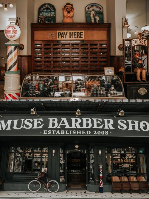 上海最有个性的barbershop_咖啡_探店_复古风_装修_英式_设计_上海探