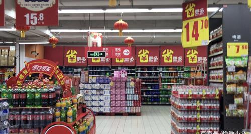 抗击疫情中,上海大型超市实拍