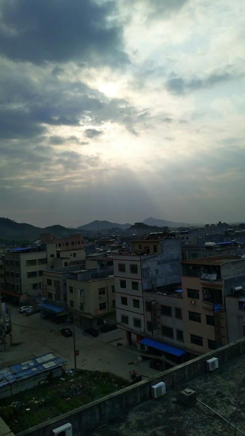 广东省惠州市惠东县新村路靠近新华兴商场天气预报