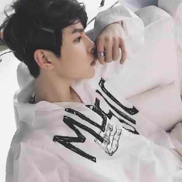 开车气质图片男生头像