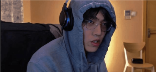 在某幻君的"改造"下都变得十分有趣,网友们也渐渐沉迷于某幻君的个人