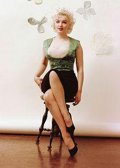 weibo.com 玛丽莲·梦露(marilyn monroe ).1956  | 摄影师:milton h.