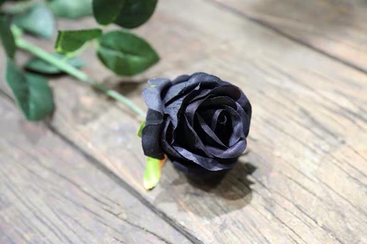仿真黑色玫瑰花 暗黑系风格写真拍照摄影道具 哥特式玫瑰假花装饰