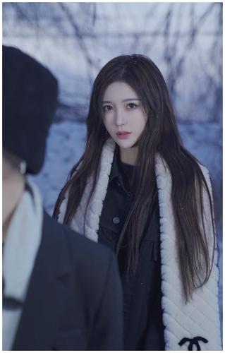 抖音一姐宸荨樱桃靠出水视频吸粉百万茶里茶气被少女喷到自闭