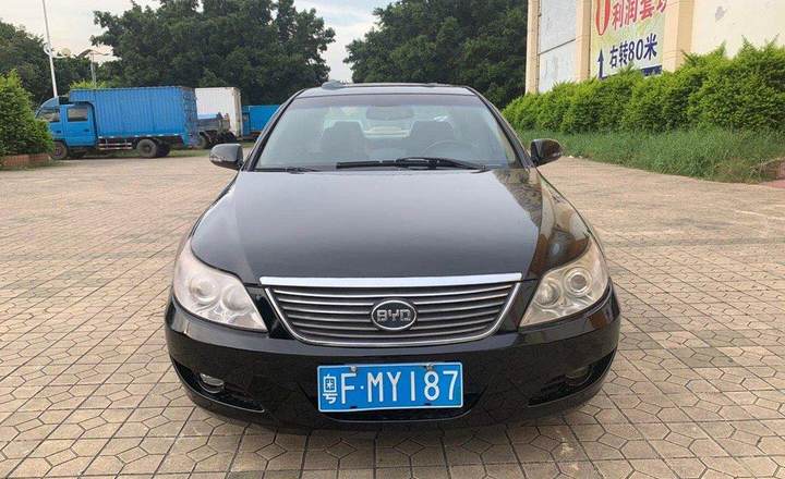 比亚迪 f6 2009款 新财富版 2.4l 自动尊贵型