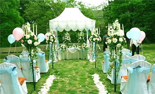 小型婚礼现场布置图片2017小型婚礼怎么布置