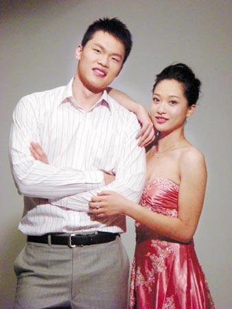 中国篮坛模范娇妻:姚明携手叶莉 周雅菲成佳话