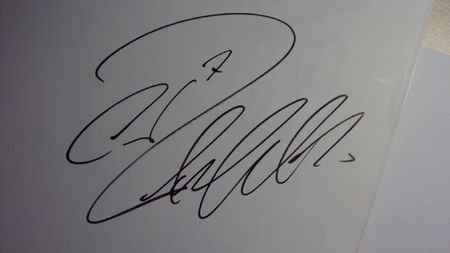 展开全部 c罗签名