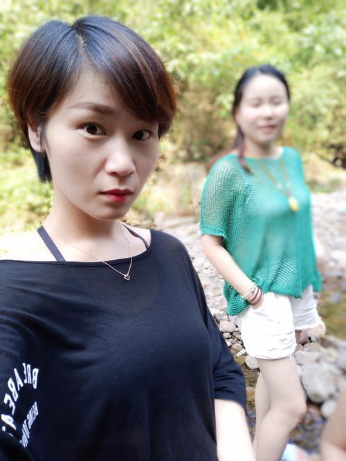 蓉儿,依然气质十足