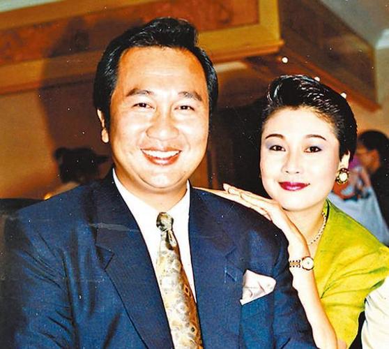 曾被误称为郭峰),原名郭民富,1951年10月27日生于香港,香港演员