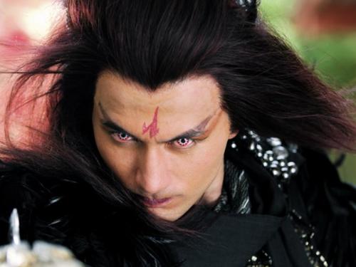 有种"整容"叫《仙剑三》的重楼,如今穿上西装,帅成韩国欧巴