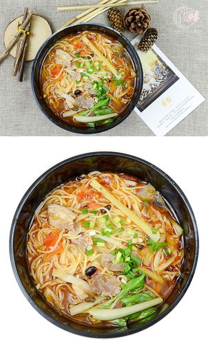 南宁老友粉伊面酸笋老友伊面汤粉面广西特色吃3