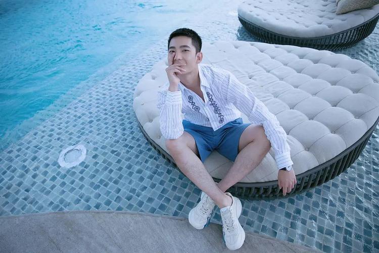 杨洋拍的这组泰国照片 好好好凉快