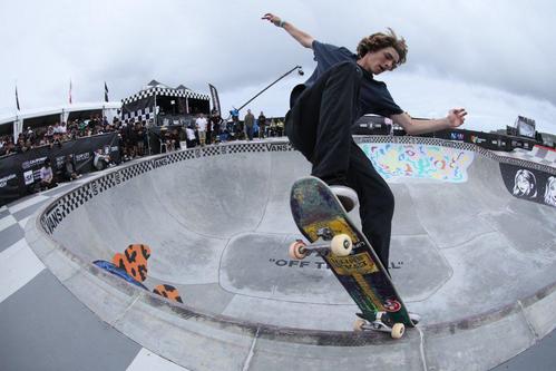 燃爆街头,炫酷滑板组起来