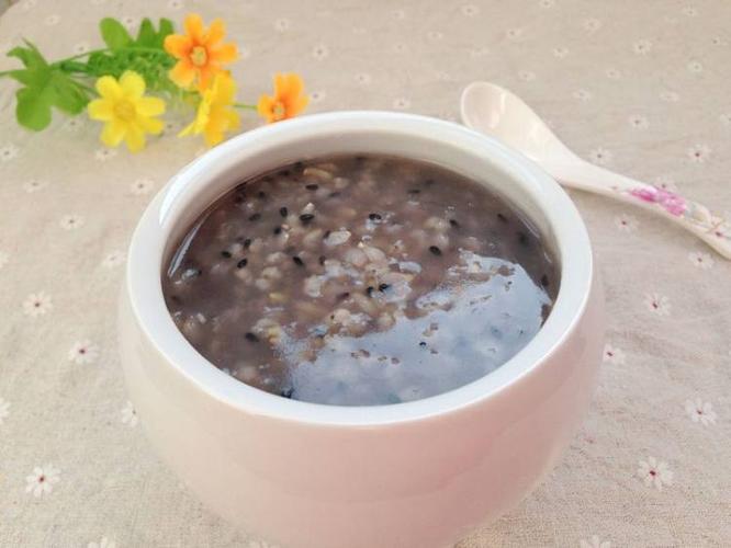 黑芝麻糙米粥