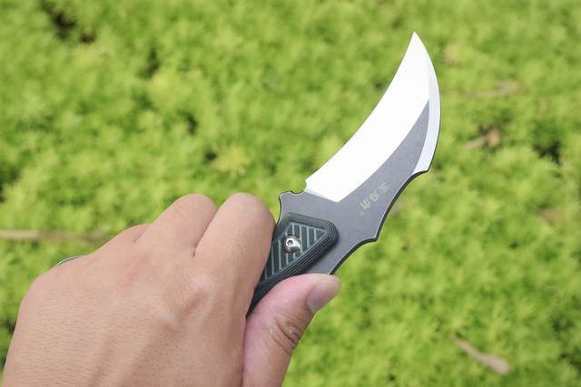 近距离防身利器三刃木爪刀赏玩