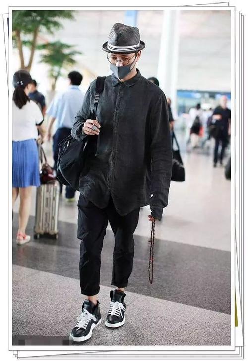 陈坤的发型请大家不要学只有他不会显得油腻而且还很绅士复古