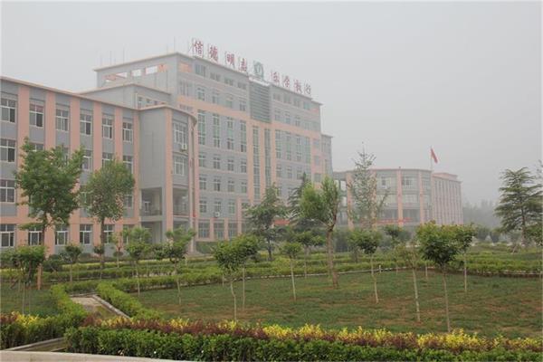 兰陵县东苑高级中学