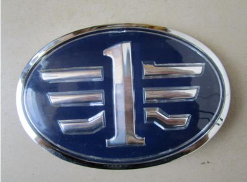 天津一汽m80前车标多少钱