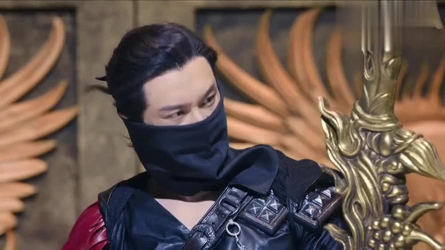 男子拉动上古神器盘古弓,弓箭竟找到了自己心爱之人,太神奇了!