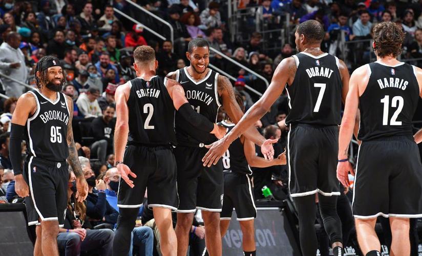 9分,布朗自主进攻能力不足,约翰逊状态一般,克拉克斯顿也因病缺阵.