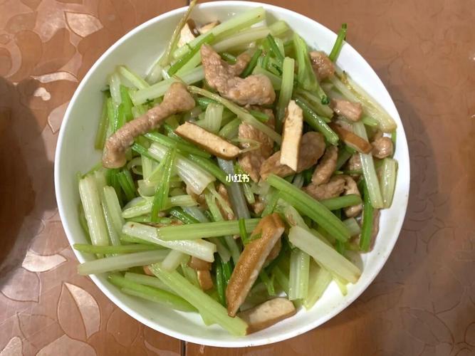 茶干香芹炒肉丝_芹菜_做饭_美食_美食展示_普通美食