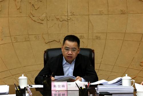 刘勇出席十七届武胜县人民政府第80次常务会议