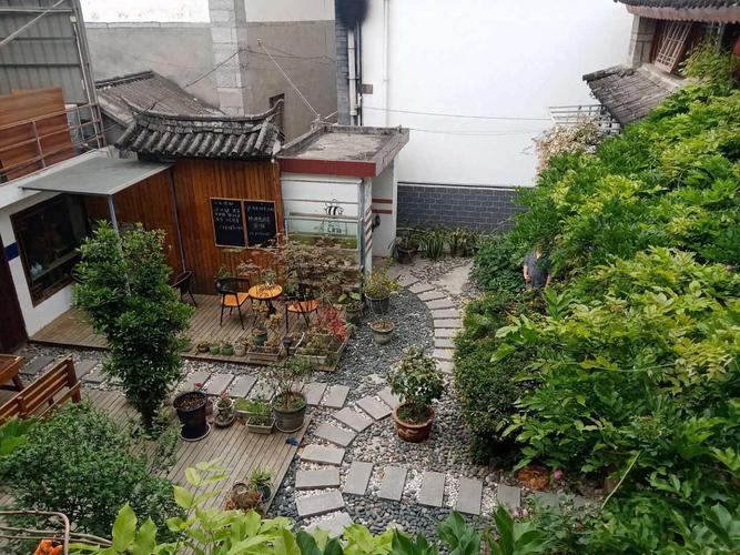 大理古城17间房转让,老房子,带院子.