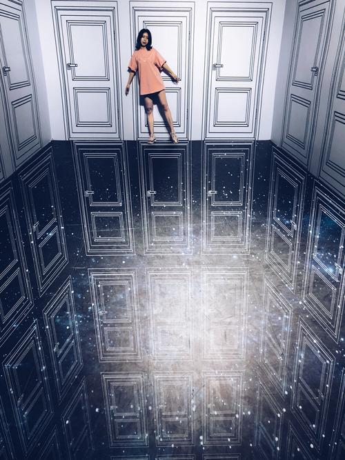 郑州海汇中心最值得拍照的网红展「平行世界的非分之想」 展览:平行