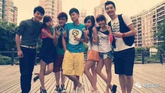 其实爱情公寓里也一直不乏大牌明星的客串.