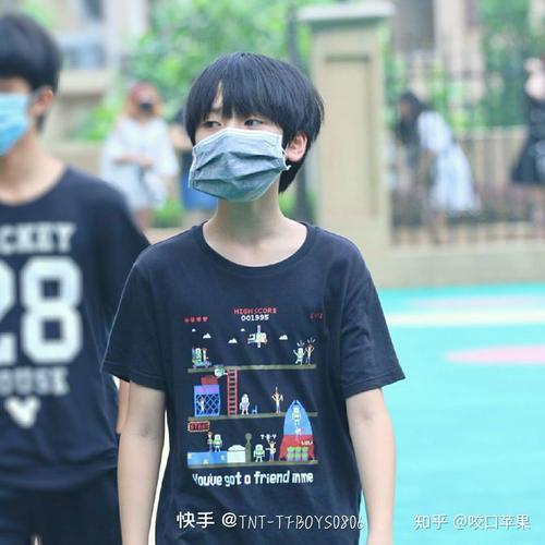 有没有严浩翔的生活照?