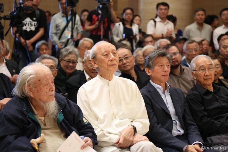 由中国美术馆,中国美术家协会,中央美术学院,吴作人国际美术基金会