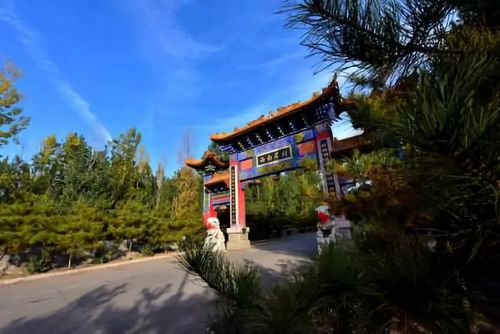 雄关古道今犹在绿水青山展新篇全域旅游让古州平定焕发勃勃生机