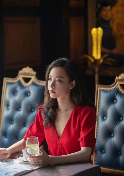 美了一部剧的朱锁锁 谁能想到最丑的造型竟然是结婚