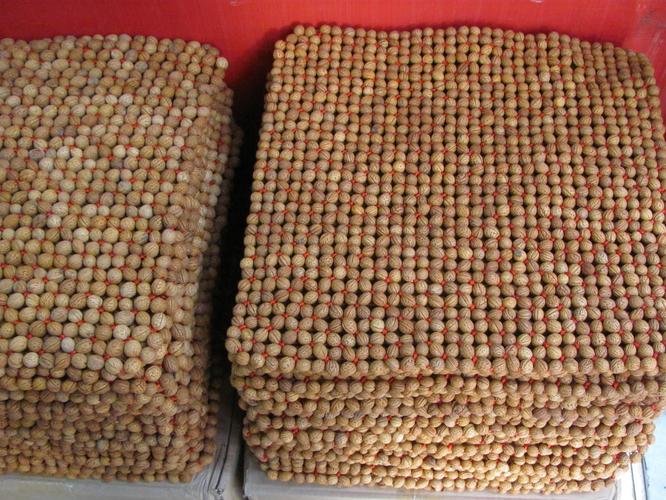 厂家直销夏季汽车用品核桃四方垫桃胡座垫小方垫桃核坐垫