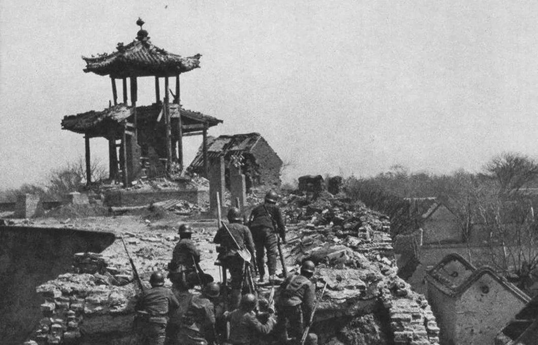 原创老照片再现沦陷后的徐州城:日军肆意奸淫掳掠,有女子被强行注射