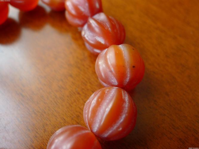 南红玛瑙手串