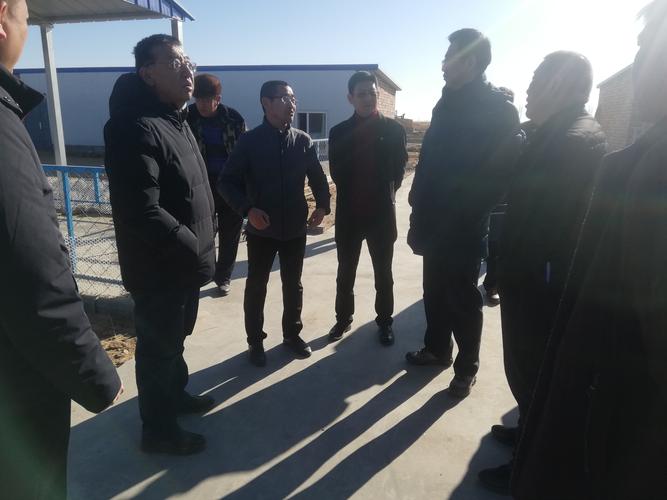 2019年12月11日,乌拉特后旗贾旗长,阿旗长一行莅临兴光公司观摩调研