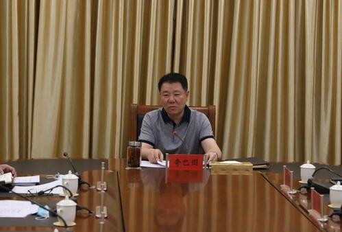 奇巴图主持召开盟长办公会议 研究部署全盟安全生产和