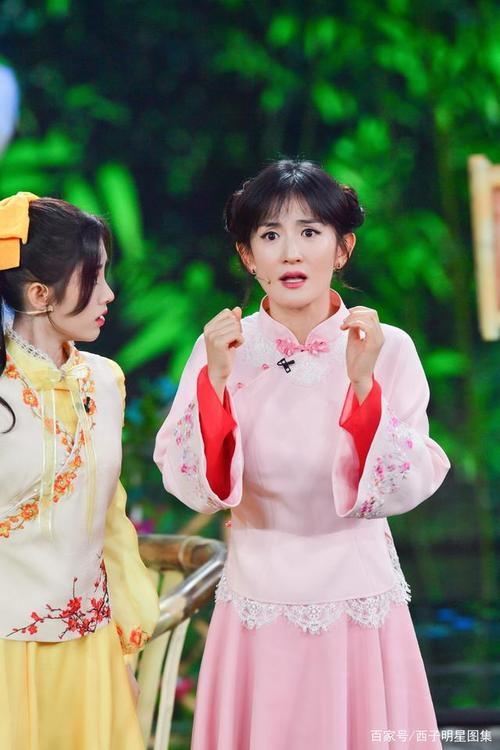谢娜春晚写真,《喜欢你喜欢我》造型少女感十足