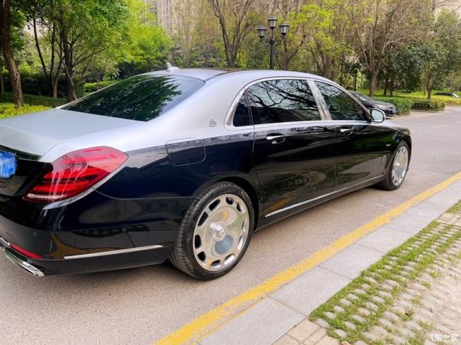 原厂迈巴赫20寸大饼轮毂轮胎出售