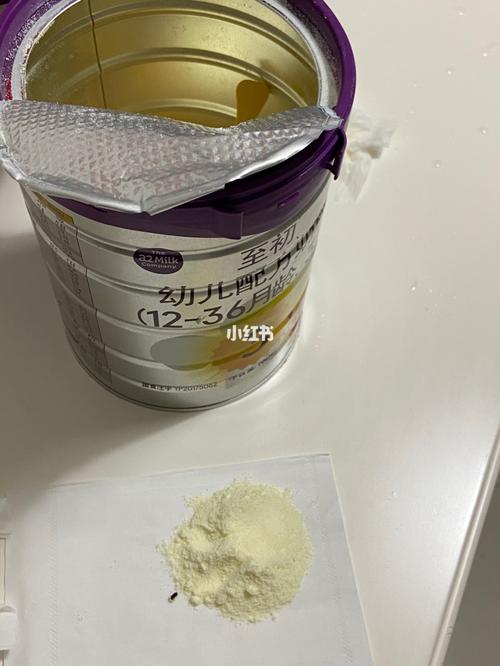 如果是形状是小小的和奶粉差不多大小的,说是焦糖颗粒物还可以理解