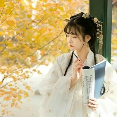 唯美古风好看女生微信头像 来日方长只差一个你