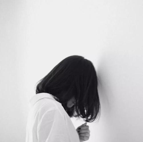 女生背影头像,qq微信女生背影伤感头像大全,值得收藏!