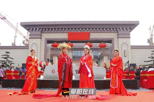 鉴证,时代传奇——【国投·西城首府】营销中心盛大开放